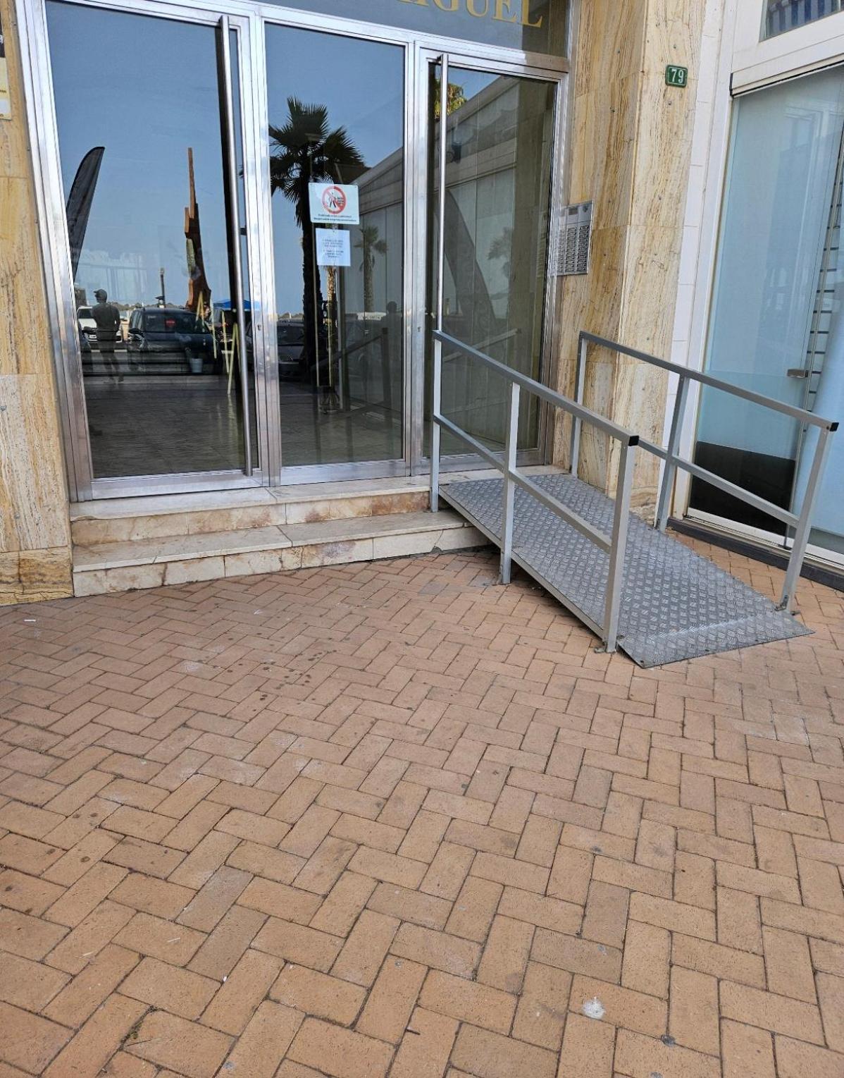 Fuengirola, Los Boliches - Nice Studio Right On The Beach. Extérieur photo